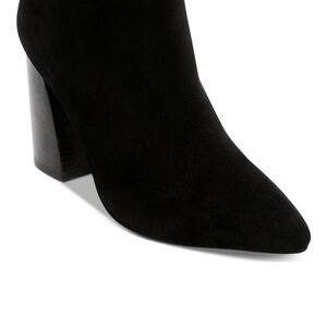 Steve Madden
Simmer Flare-Heel Booties